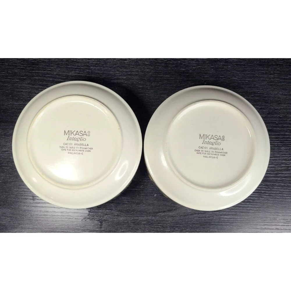 Mikasa Intaglio Arabella CAC01 Soup Cereal Bowl Set 2 Blue Tulip Stoneware 6.25